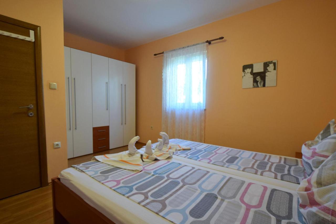 Apartment Pampas Omišalj Exteriér fotografie